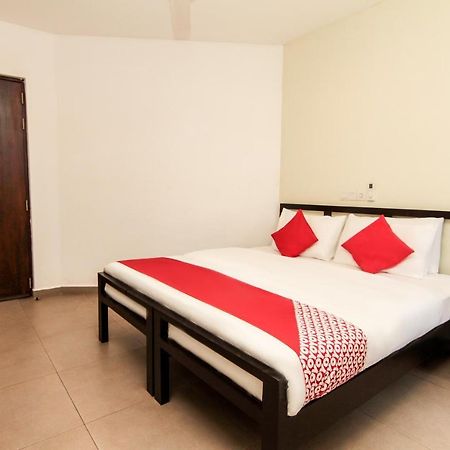 Saninro Hotel - Ragama 객실 사진